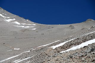 06 The Trail From Aconcagua Camp 1 Crosses From Right To Left And Then Back To The Right To Ameghino Col On The Way To Camp 2.jpg